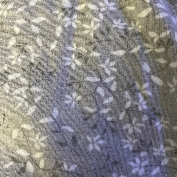 Pretty 100% Cotton summer pajama set.  Cap sleeve and cropped pant. M - Picture 3 of 5